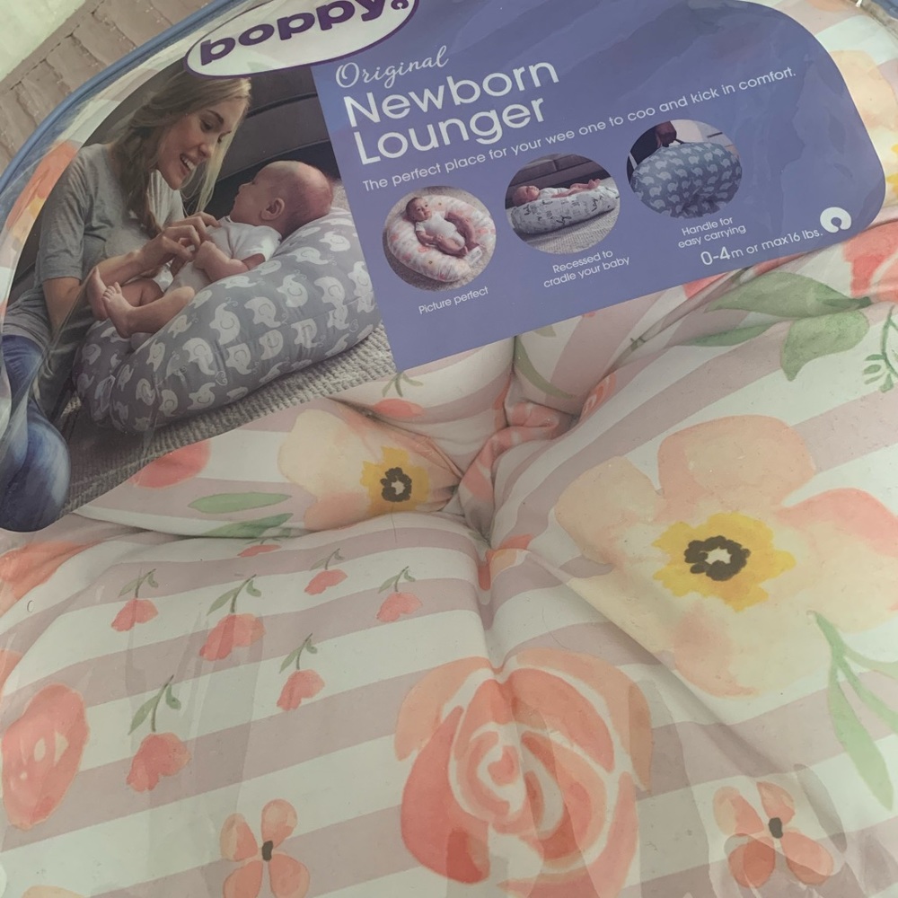 Boppy pillow